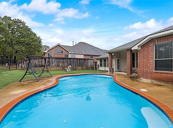 4th image of 4223 Boxwood Dr