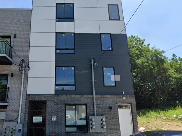 717 N 35th St, Philadelphia, PA 19104