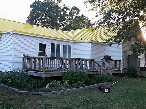 Back deck gets morning sun