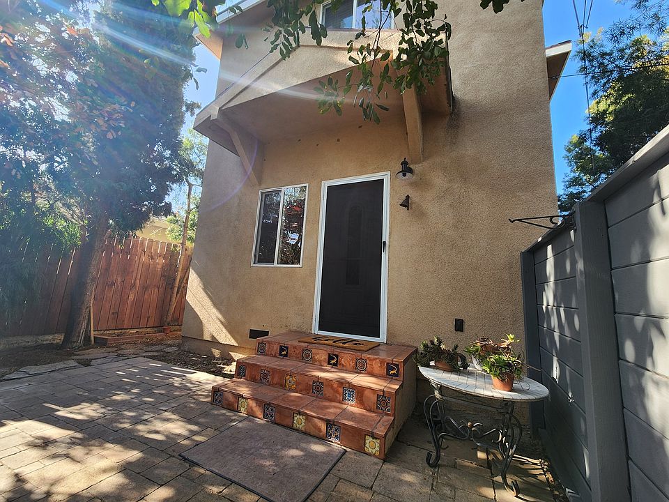 1st image of 6903 Longridge Ave