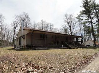 8081 Hunt Hollow Rd, Naples, NY 14512