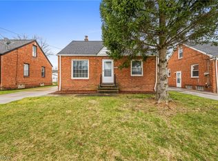 25800 Farringdon Ave, Euclid, OH