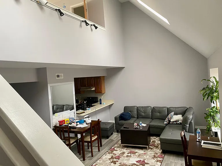 52 Sandybrook Dr — Photo 3