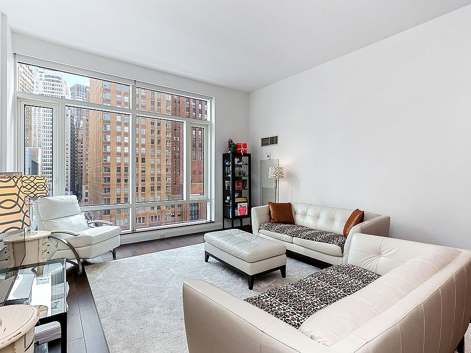 1st image of 70 Little St W Unit 7N