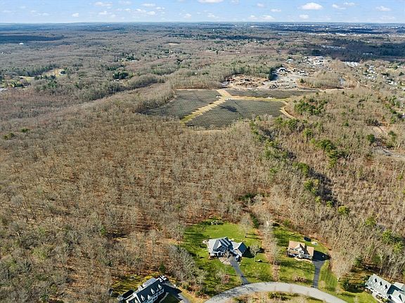 5th image of 152-152 Burnside Ave #R