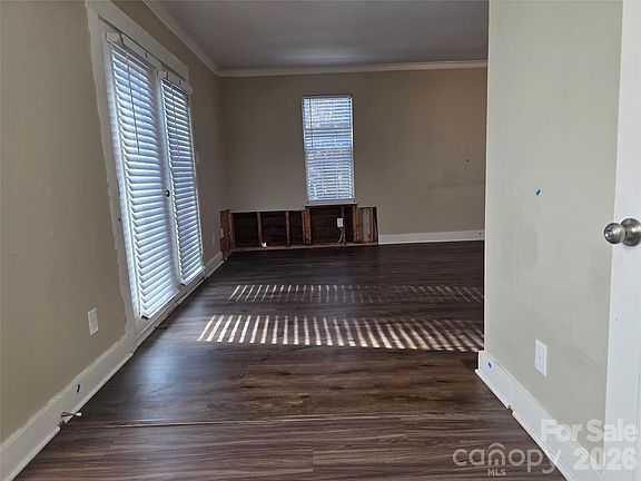 4th image of 6316 Grove Park Blvd