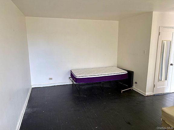 4th image of 14018 Burden Crescent #410