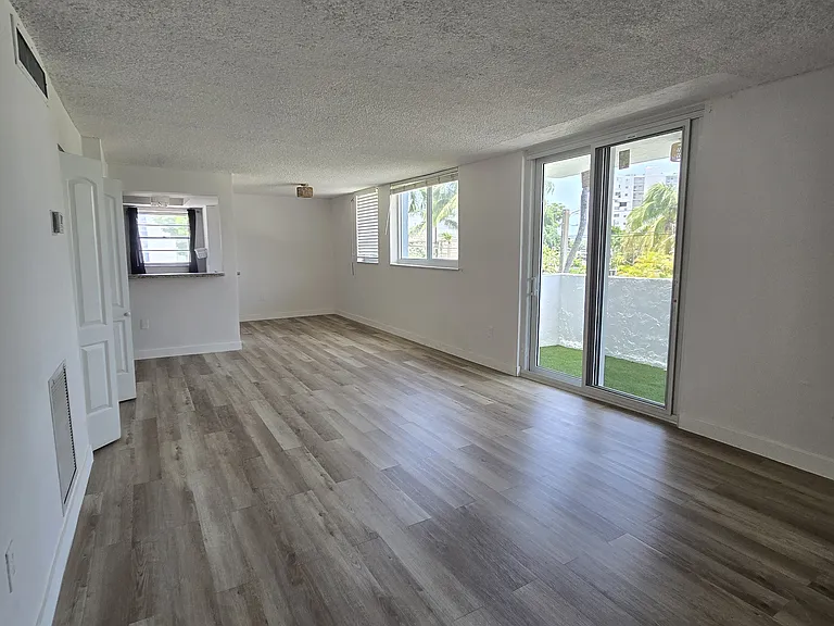7900 Tatum Waterway Dr #201 — Photo 7