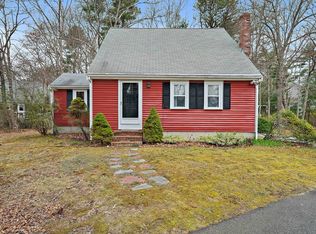 2 Winslow Ln, Wareham, MA 02571