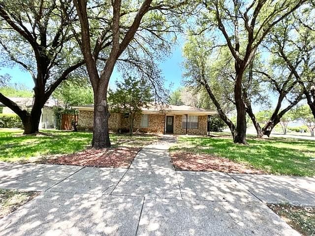 1st image of 13139 Blossomheath Ln