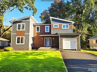 16-11 Jordan Rd, Fair Lawn, NJ 07410