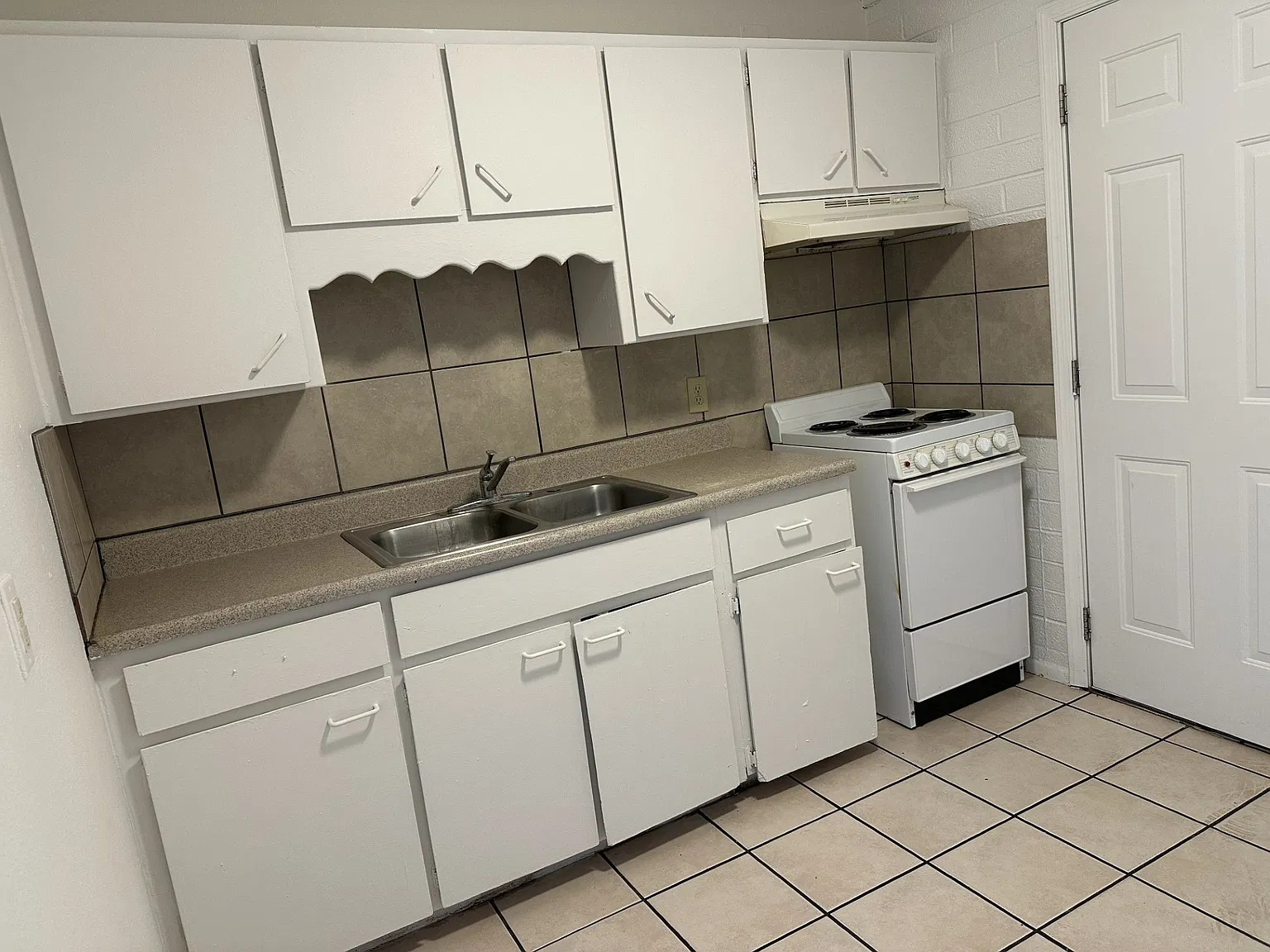1 bed, 625 sqft, $999 — Photo 3