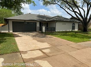1915 Roosevelt Dr, Pantego, TX 76013
