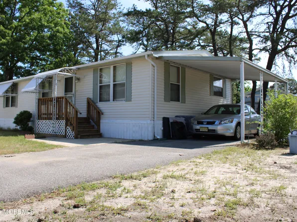 19 Arbor Street, Whiting, NJ 08759