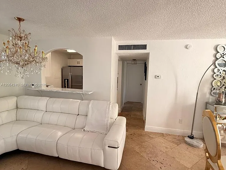2160 SW 16th Ave #320 — Photo 3