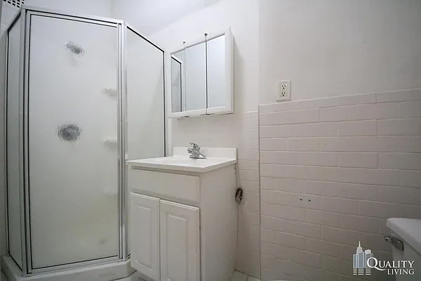 Rented by (Legacy) NY Quality Living Uptown | media 18