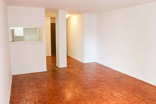 Rented by Triplemint | media 9