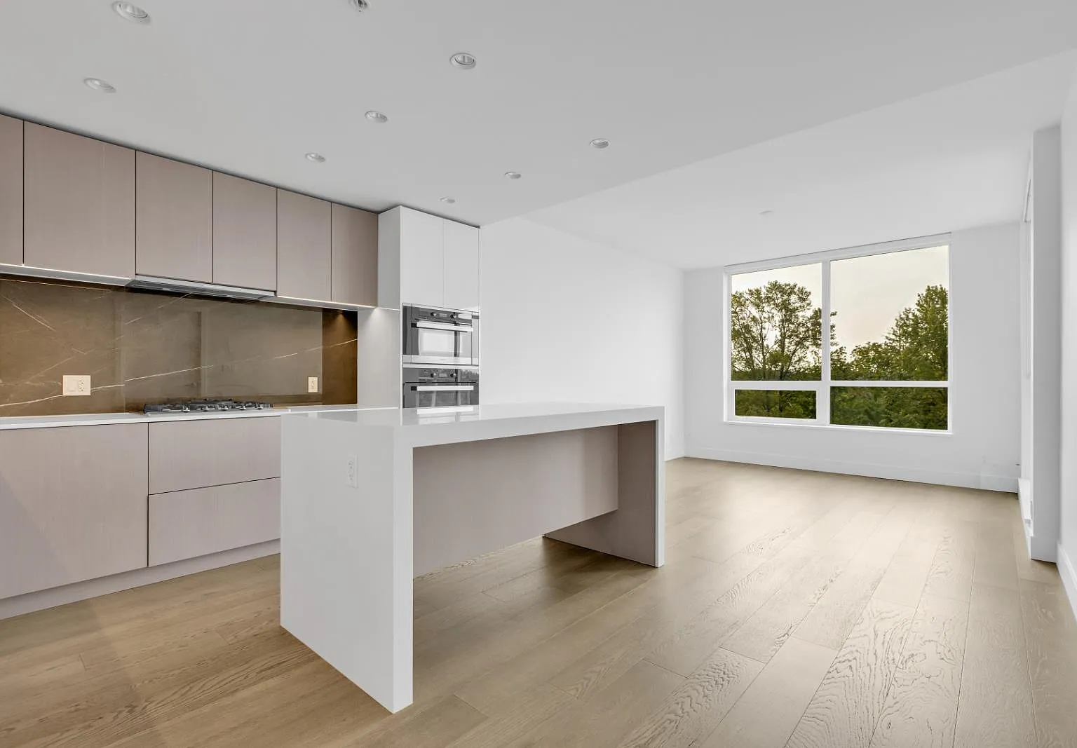 1 bed, 580 sqft, $2,750 — Photo 3