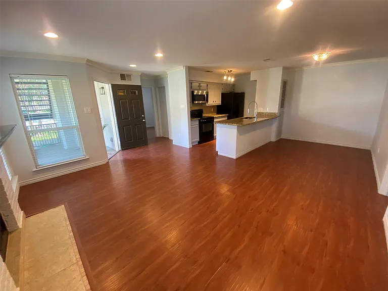 10616 Mellow Mdws #11B — Photo 3