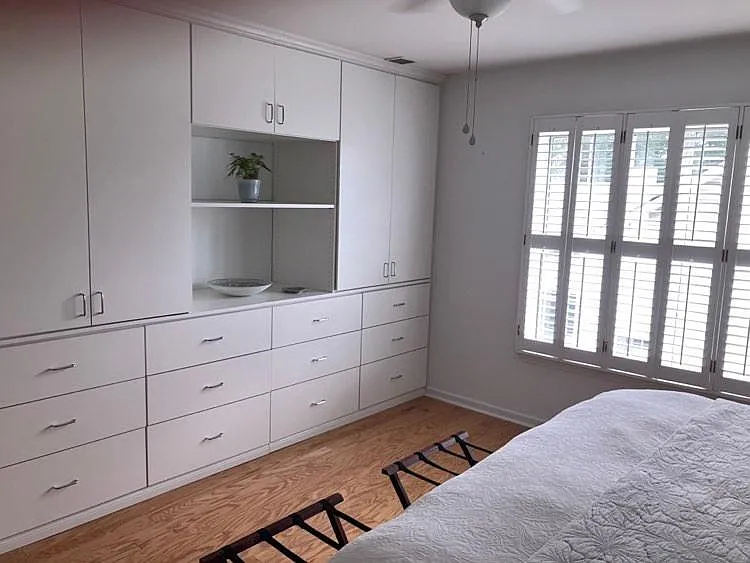 2376 Parsonage Woods Ln — Photo 12