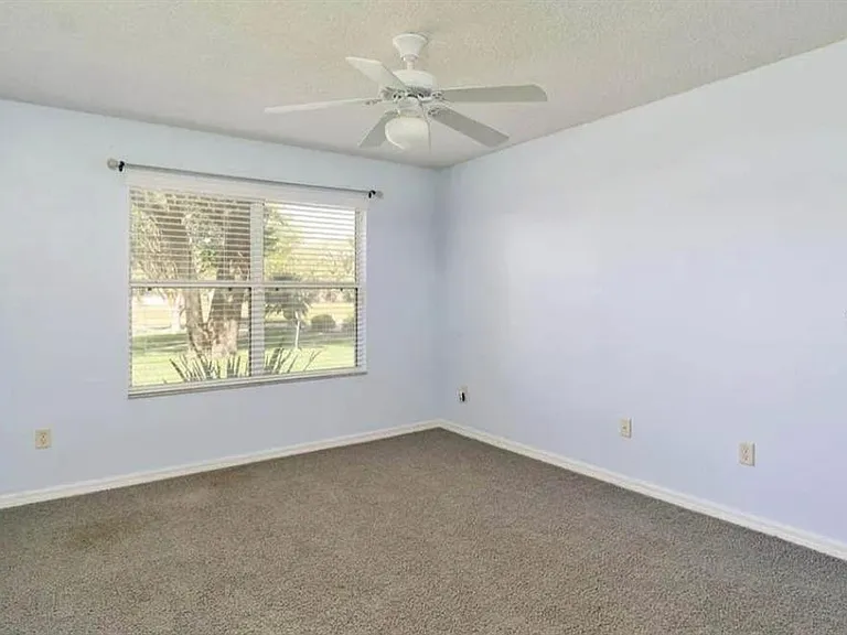 104 Cherry Blossom Ln — Photo 10