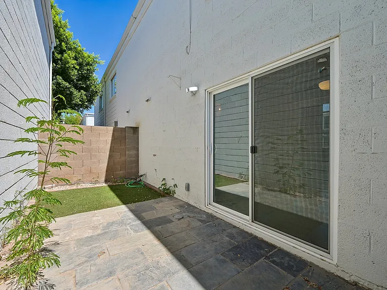 385 W Pierson St #F7 — Photo 13