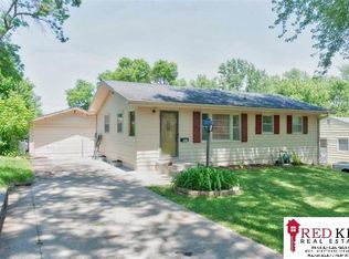 9218 Meredith Ave, Omaha, NE 68134