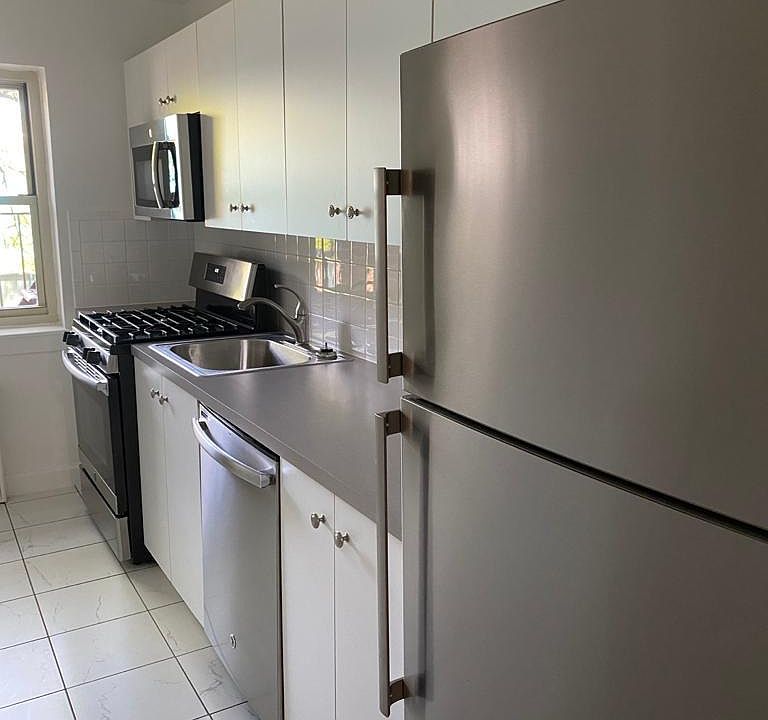 1st image of 8231 138th St #2