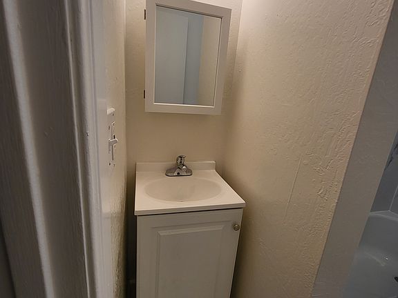 5th image of 1343 Taylor St #27