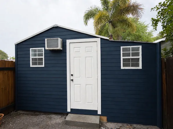 237 SW 20th St, Fort Lauderdale, FL 33315