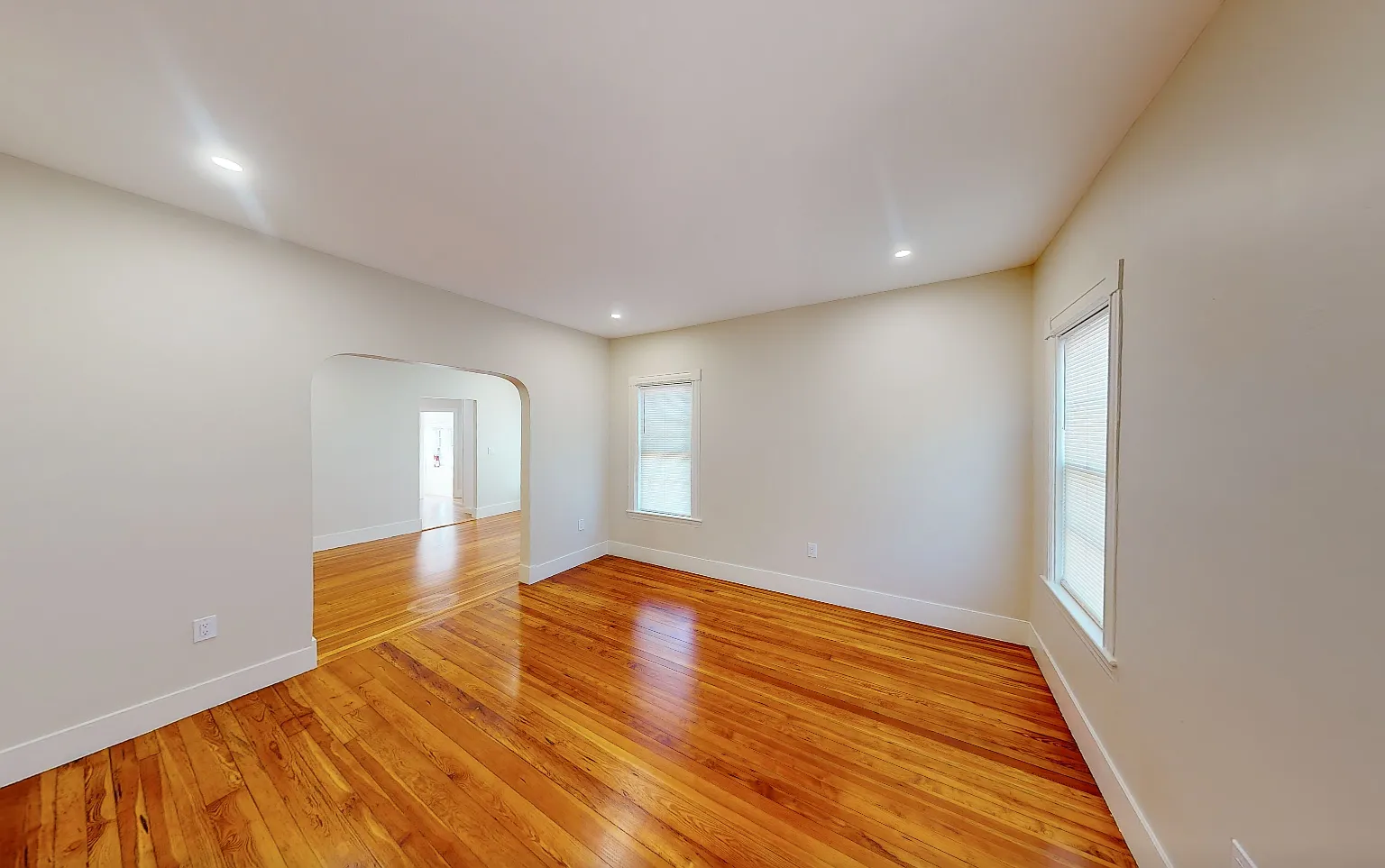 3 bed, 1500 sqft, $4,500 — Photo 1
