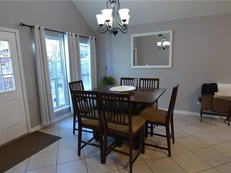 4108 Goodnight Cir — Photo 9