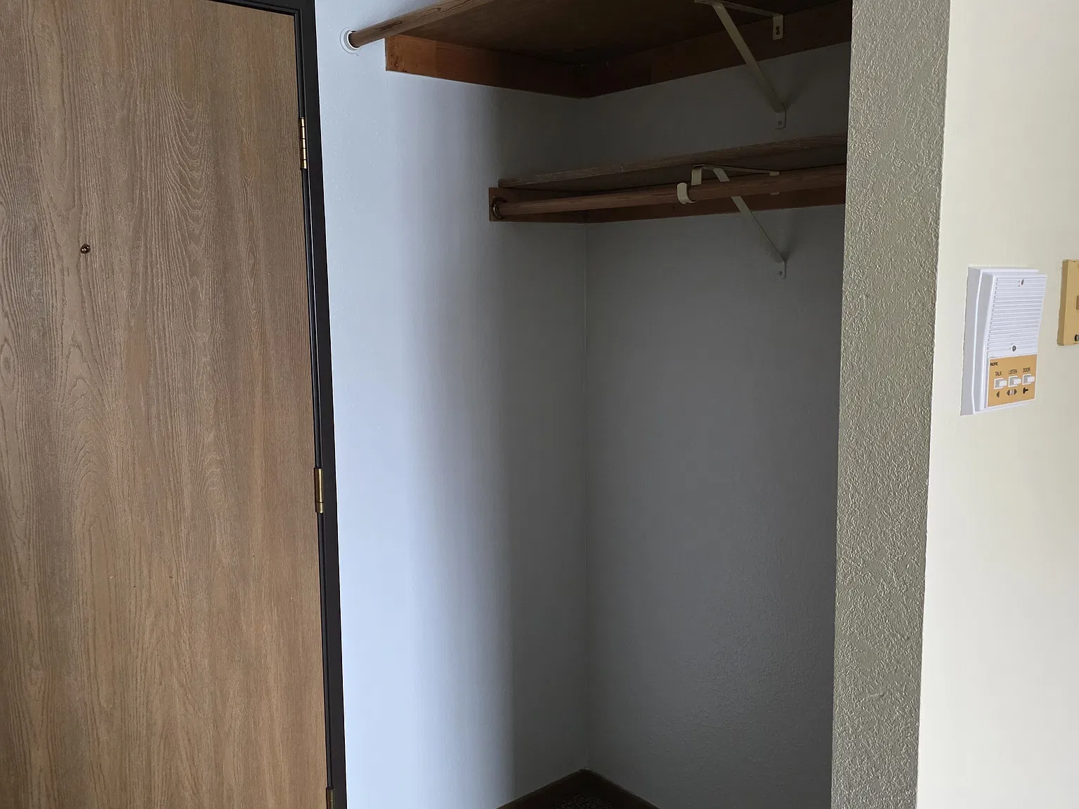 Studio, $495 — Photo 2