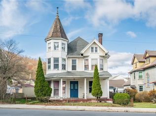 1116 Main St, Slatington, PA 18080