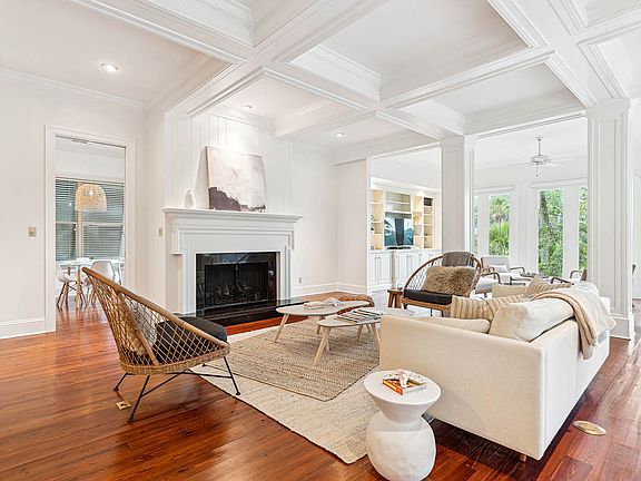5th image of 409 Ocean Oaks Ct