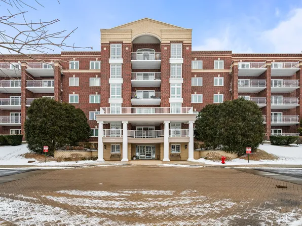 7041 W Touhy Ave APT 607, Niles, IL 60714