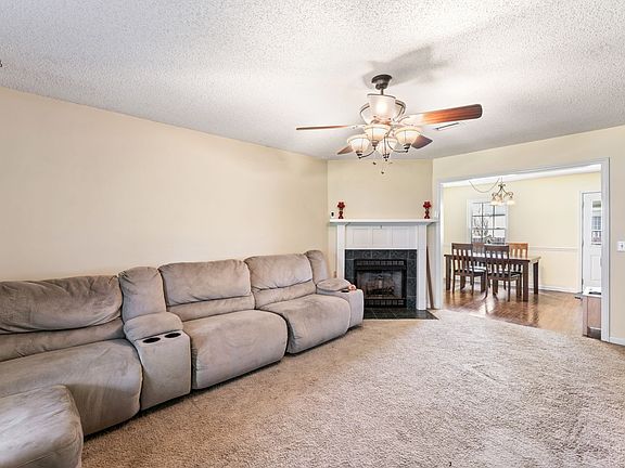 4th image of 3322 Belfort Ct
