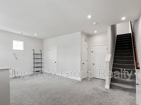 3rd image of 6448 Cassia Loop