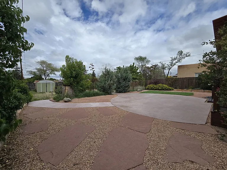 1304 Galisteo Pkwy — Photo 23