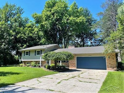 1825 Thunderbird Dr, Saginaw, MI, 48609