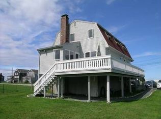 95 Oceanside Dr, Scituate, MA 02066