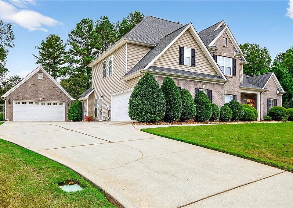 1st image of 186 Brittany Ln