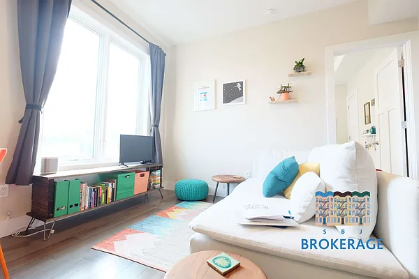 Rented by SBJ Brokerage, LLC | media 8