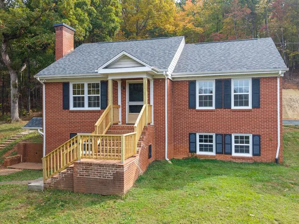 160 Scotts Farm Rd, Lynchburg, VA 24504