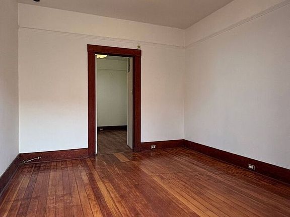 4th image of 540 N Ash Ave