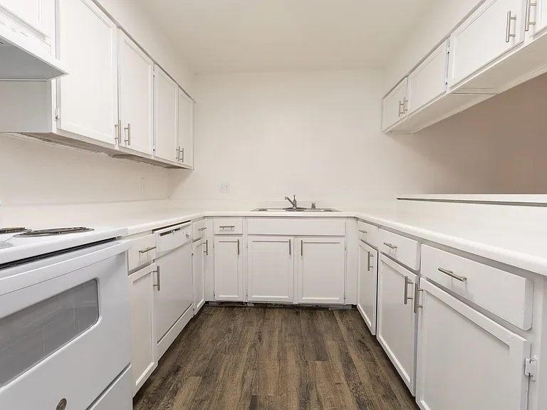 La Mesa — Photo 21