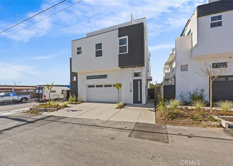 3215 S El Camino Real #B
