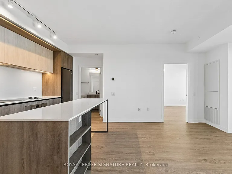 2495 Eglinton Ave W #908 — Photo 6
