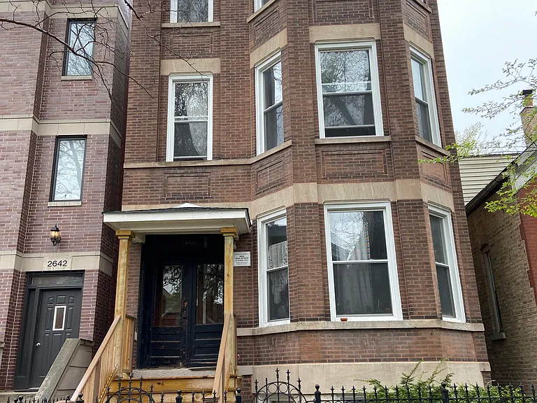 2638 W Cortez St — Photo 1