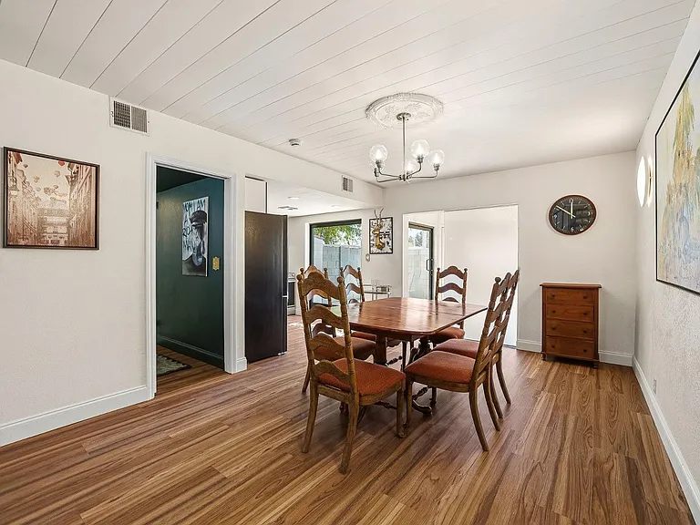 385 W Pierson St #E5 — Photo 10